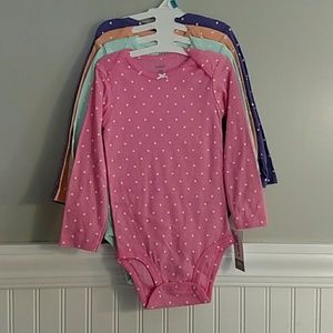 Carter's 🌼 4 long sleeve girls onesie